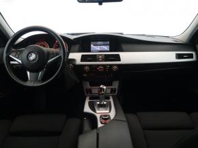 BMW 5  530xi 