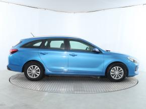 Hyundai i30  1.4 T-GDI 