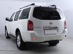 Nissan Pathfinder  2.5 dCi 