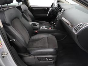 Audi Q7  3.0 TDI S-Line 