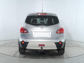 Nissan Qashqai+2  2.0 i 