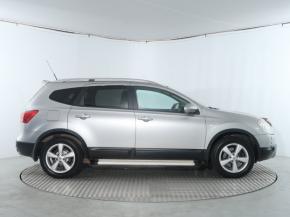 Nissan Qashqai+2  2.0 i 