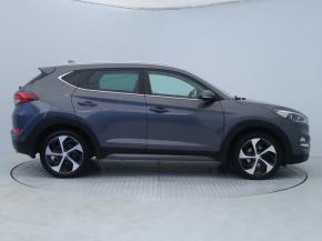 Hyundai Tucson  2.0 CRDi 