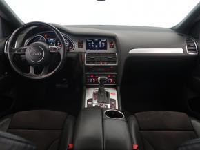 Audi Q7  3.0 TDI S-Line 