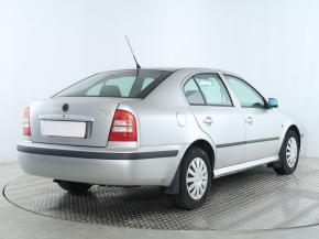 Škoda Octavia  1.6 Ambiente 