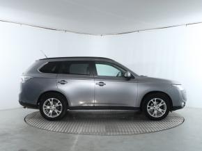 Mitsubishi Outlander  2.2 DI-D 