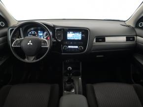 Mitsubishi Outlander  2.2 DI-D 