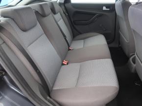 Ford Focus  1.4 16V 