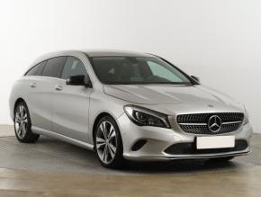 Mercedes-Benz CLA  220 CDI 