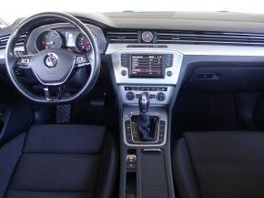 Volkswagen Passat  2.0 TDI 