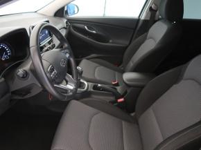 Hyundai i30 Fastback  1.0 T-GDI Komfort 