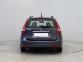 Hyundai i30  1.6 CVVT 