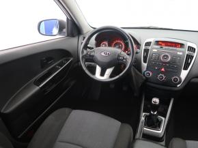 Kia Ceed  1.6 CRDi 