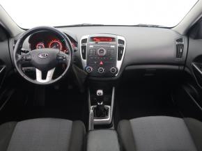 Kia Ceed  1.6 CRDi 