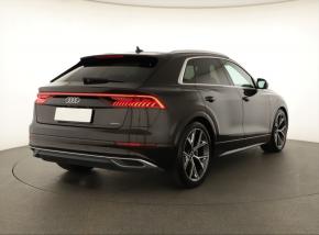 Audi Q8  50 TDI S-line 