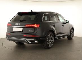 Audi Q7  50 TDI S-line 