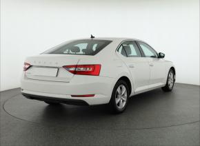 Škoda Superb  2.0 TDI 