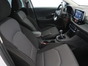 Hyundai i30 Fastback  1.0 T-GDI Komfort 