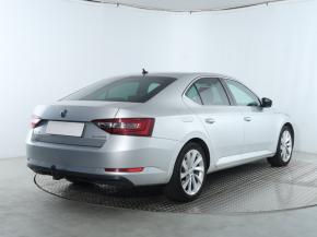 Škoda Superb  2.0 TDI 