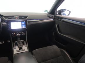 Škoda Superb  2.0 TDI 