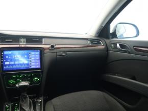 Škoda Superb  2.0 TDI Elegance 