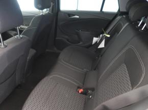 Opel Astra  1.6 CDTI 