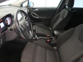 Opel Astra  1.6 CDTI 