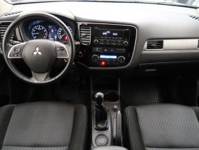 Mitsubishi Outlander  2.0 