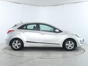 Hyundai i30  1.6 MPI 