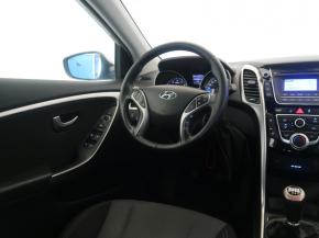 Hyundai i30  1.6 MPI 