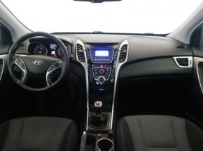 Hyundai i30  1.6 MPI 