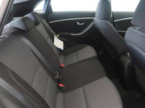 Hyundai i30  1.6 MPI 