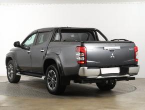 Mitsubishi L200  2.2 DI-D Intense 