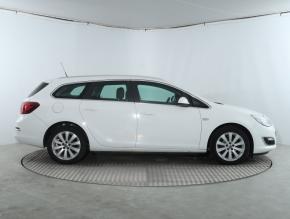 Opel Astra  1.4 T Cosmo 