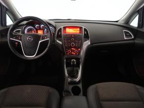 Opel Astra  1.4 T Cosmo 