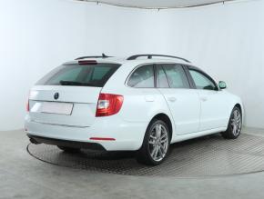 Škoda Superb  2.0 TDI Elegance 