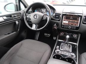 Volkswagen Touareg  3.0 TDI R-Line 