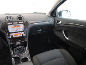 Ford Mondeo  1.8 TDCi 