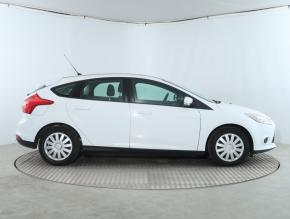 Ford Focus  1.6 i Trend 