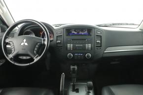 Mitsubishi Pajero  3.2 DI-D 