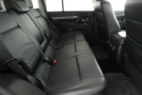 Mitsubishi Pajero  3.2 DI-D 