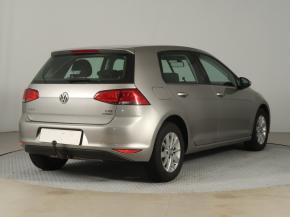 Volkswagen Golf  1.2 TSI 