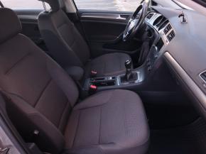 Volkswagen Golf  1.2 TSI 