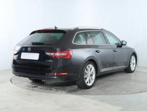 Škoda Superb  2.0 TDI Style 