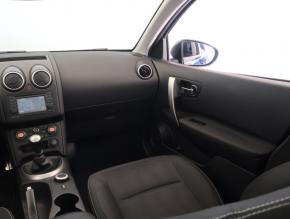 Nissan Qashqai  2.0 dCi 