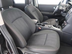 Nissan Qashqai  2.0 dCi 