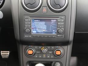 Nissan Qashqai  2.0 dCi 