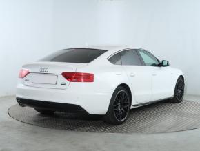 Audi A5  2.0 TDI S-Line 