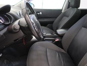 Nissan Qashqai  2.0 dCi 