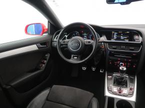 Audi A5  2.0 TDI S-Line 